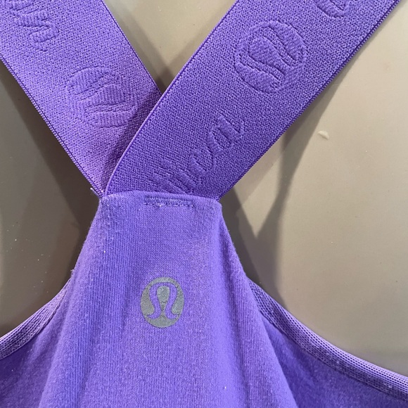 Lululemon / light purple size 10 tank top wide straps - Picture 3 of 6